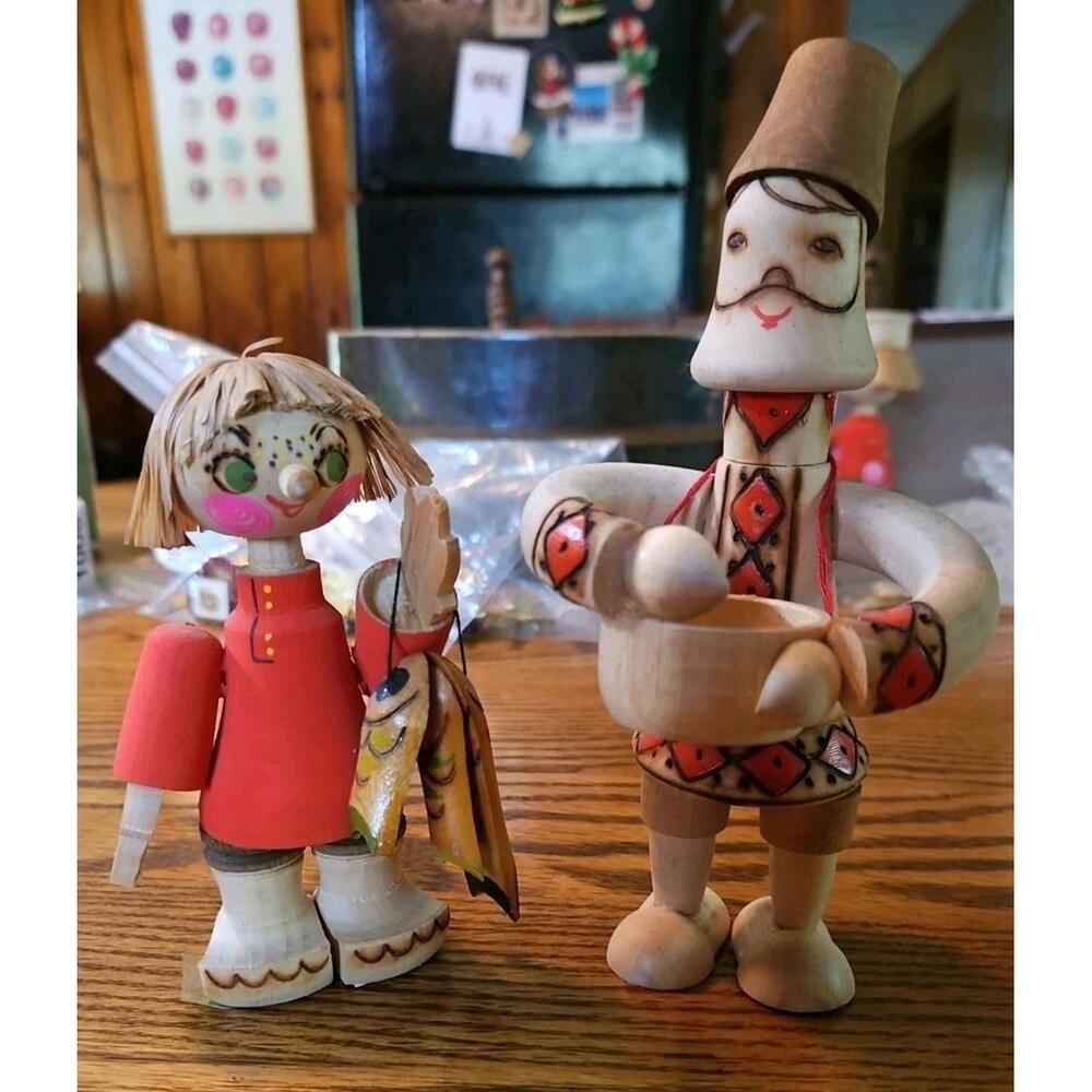 Russian Folkart Wooden‎ Figurines
